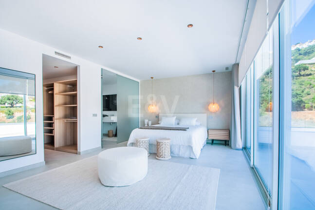 Stunning Brand New Villa i La Mairena