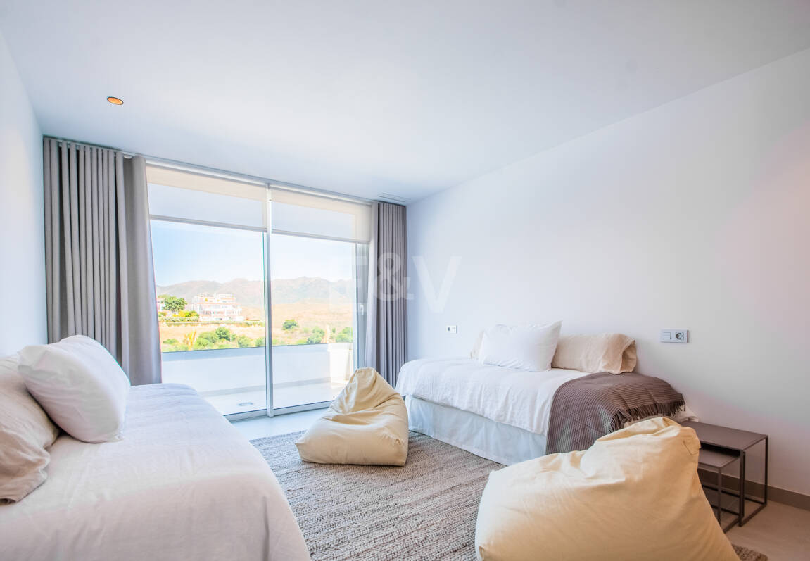 Stunning Brand New Villa i La Mairena