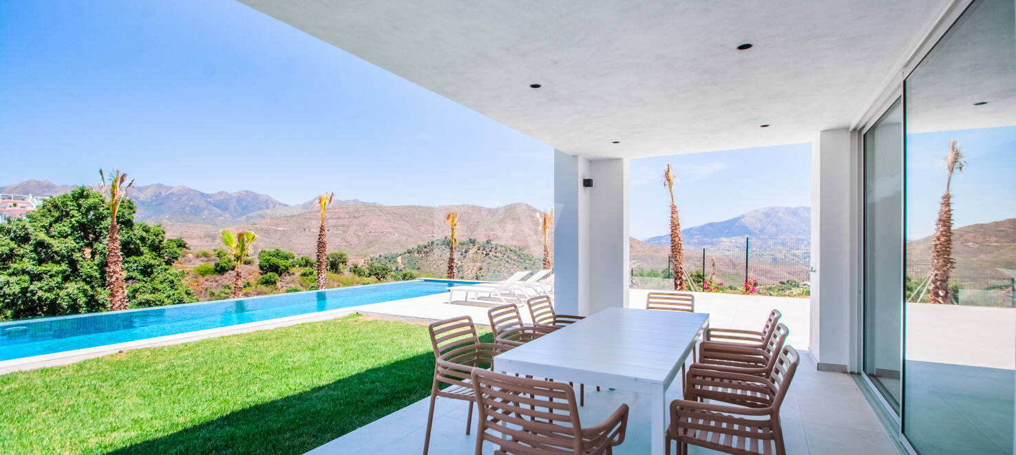 Stunning Brand New Villa i La Mairena