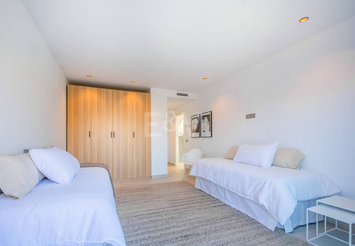 Stunning Brand New Villa i La Mairena