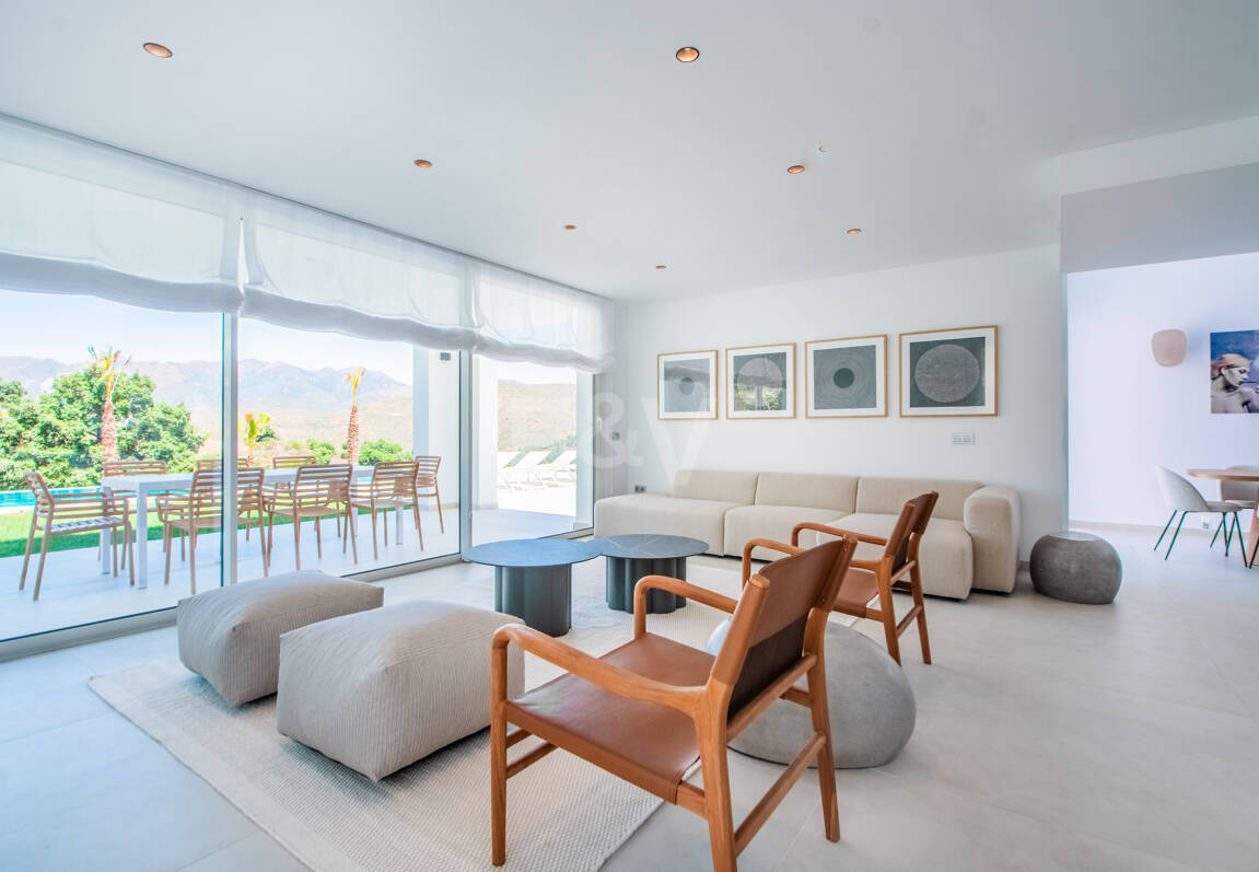 Stunning Brand New Villa i La Mairena