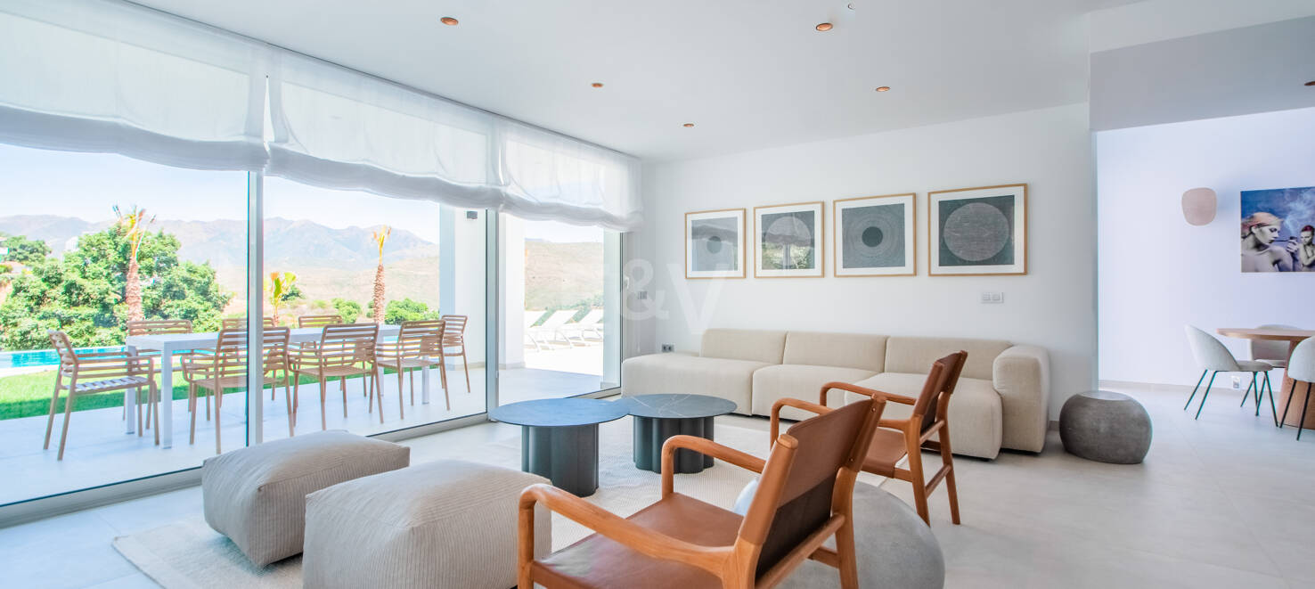 Stunning Brand New Villa i La Mairena