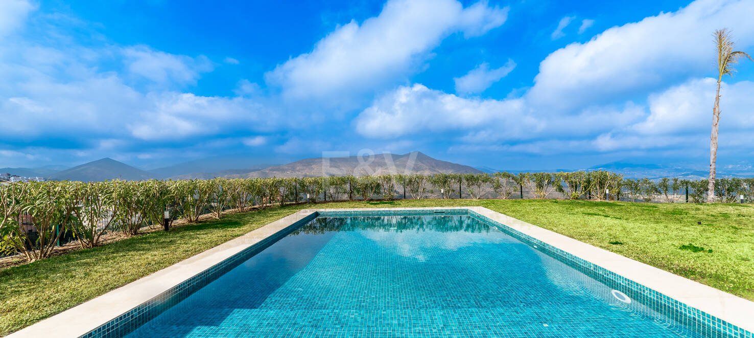 Completely renovated Andalusian style villa in La Mairena