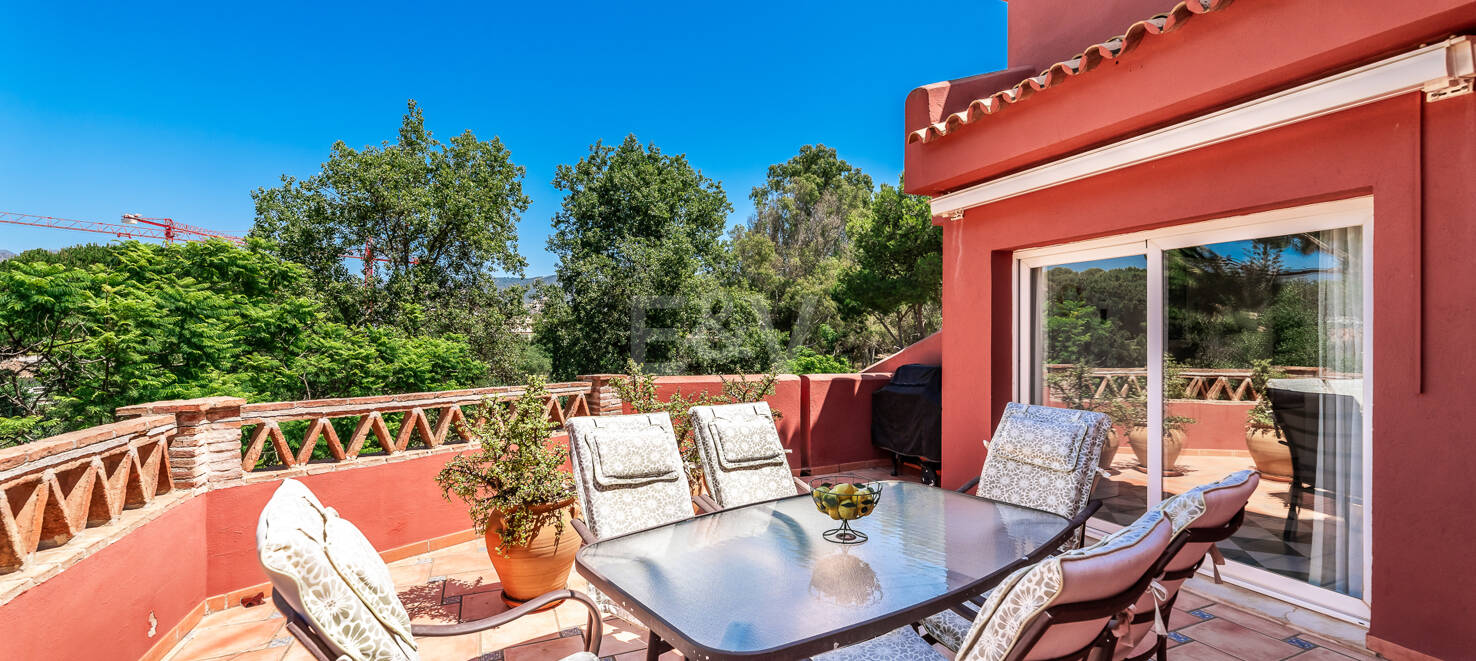 Penthouse unique au coeur d'Elviria dans l'urbanisation de la plage de Frontline