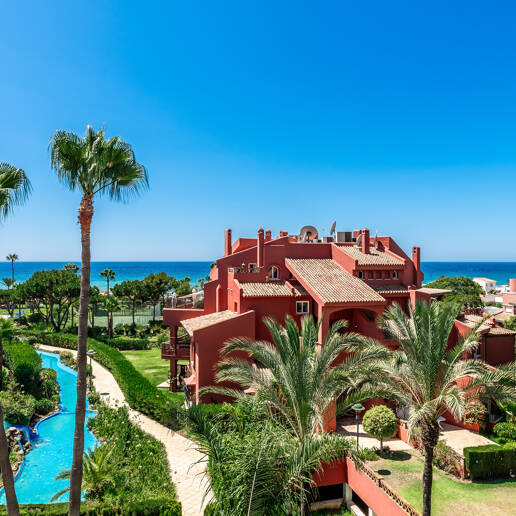 Penthouse unique au coeur d'Elviria dans l'urbanisation de la plage de Frontline