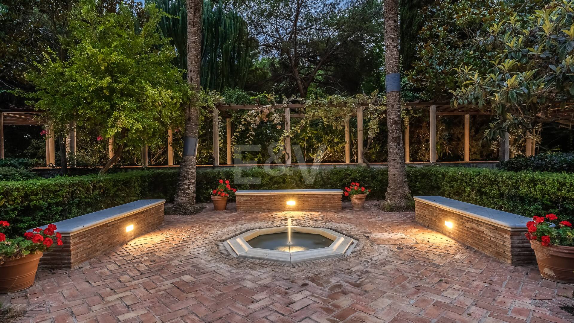 Urban Oasis a Few Steps from the Beach in Don Gonzalo