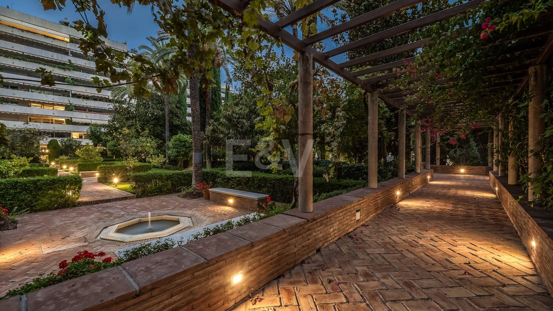 Urban Oasis a Few Steps from the Beach in Don Gonzalo