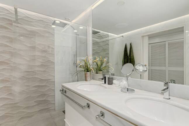 Urban Oasis a Few Steps from the Beach in Don Gonzalo