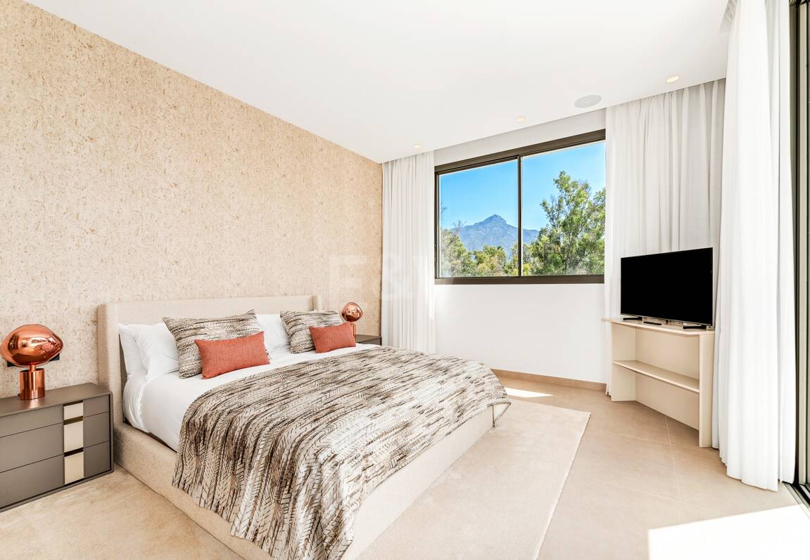 Varumärke ny lyxig Villa i La Cerquilla, Front Line Golf