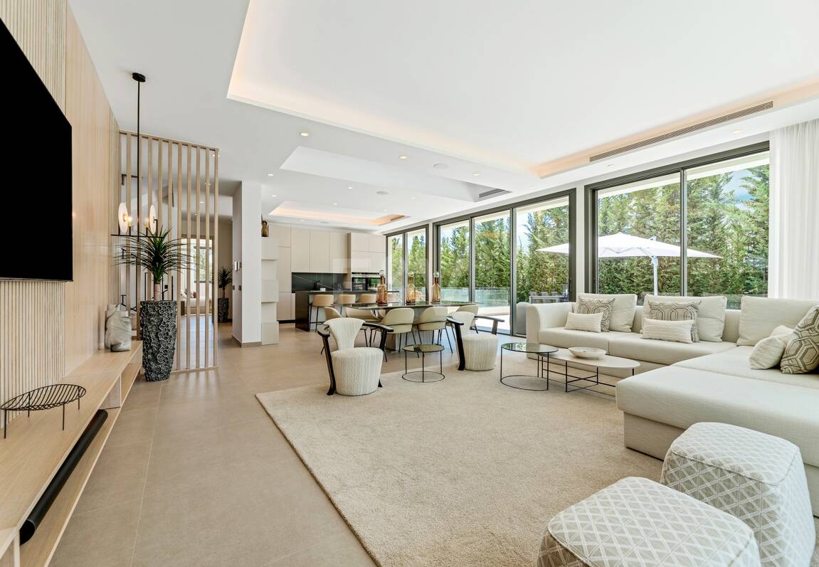 Varumärke ny lyxig Villa i La Cerquilla, Front Line Golf