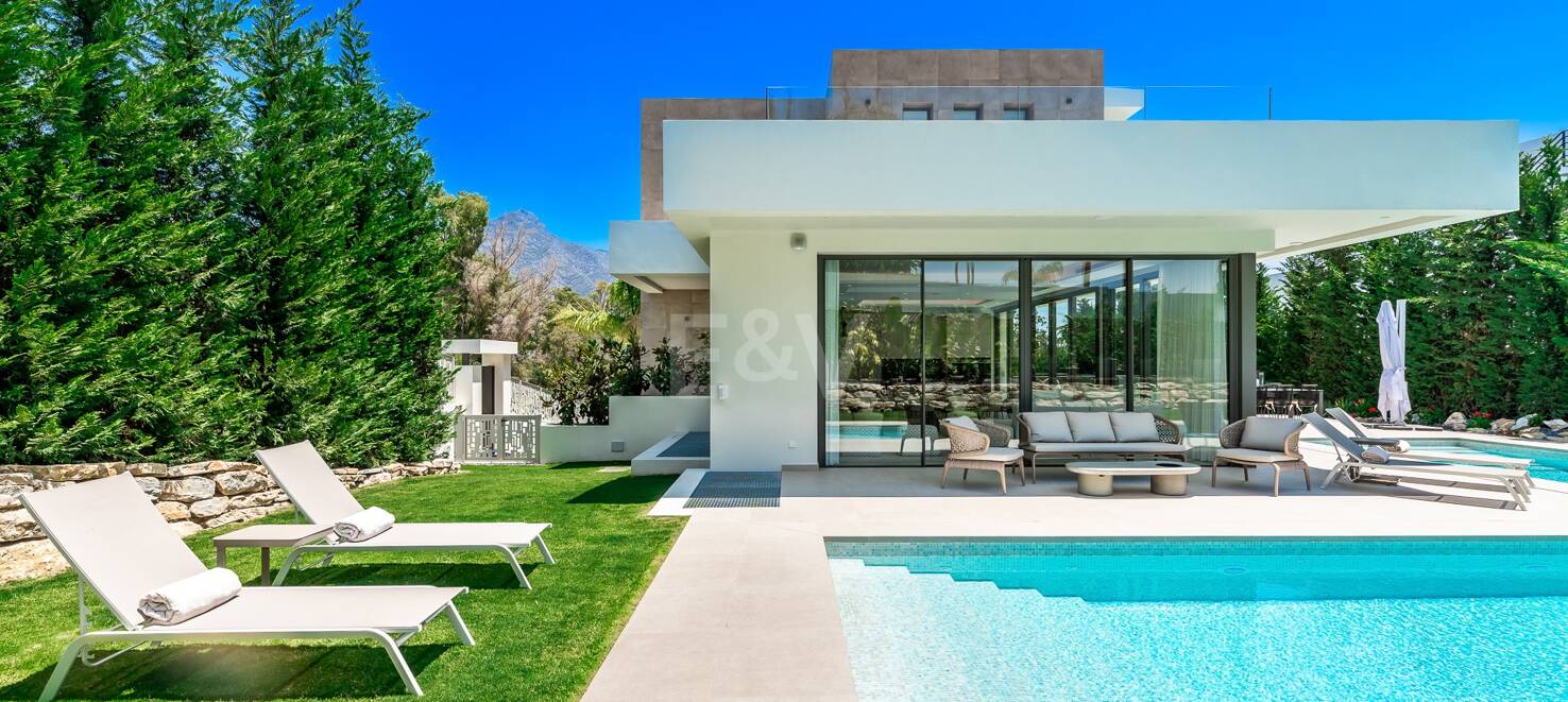 Brand New luxury Villa in La Cerquilla, frontline golf