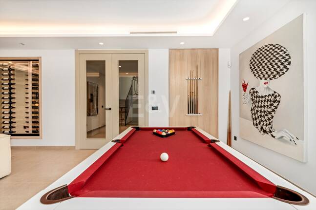 Varumärke ny lyxig Villa i La Cerquilla, Front Line Golf