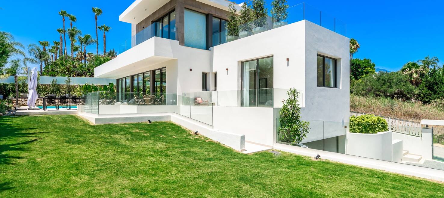 Brand New luxury Villa in La Cerquilla, frontline golf