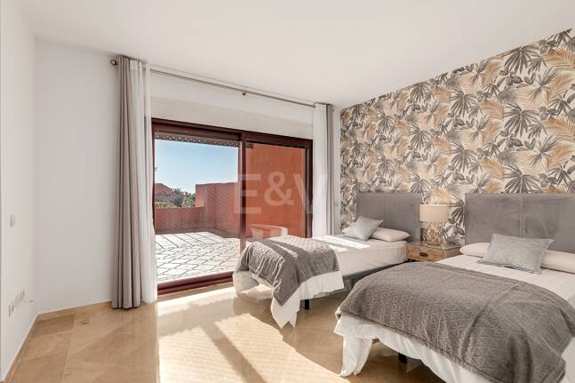 Penthouse duplex de 4 chambres à El Rosario Beachside