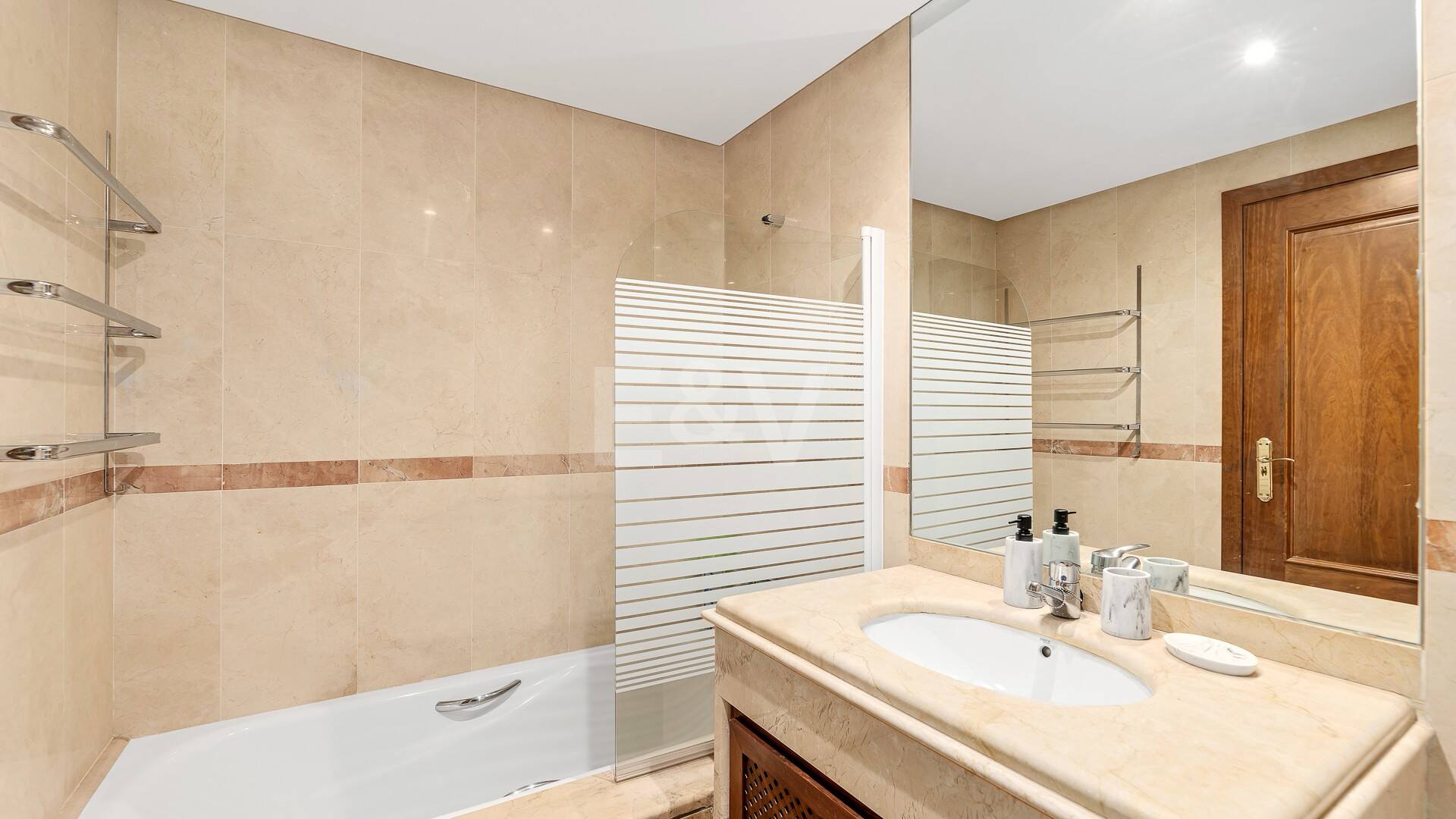 Penthouse duplex de 4 chambres à El Rosario Beachside