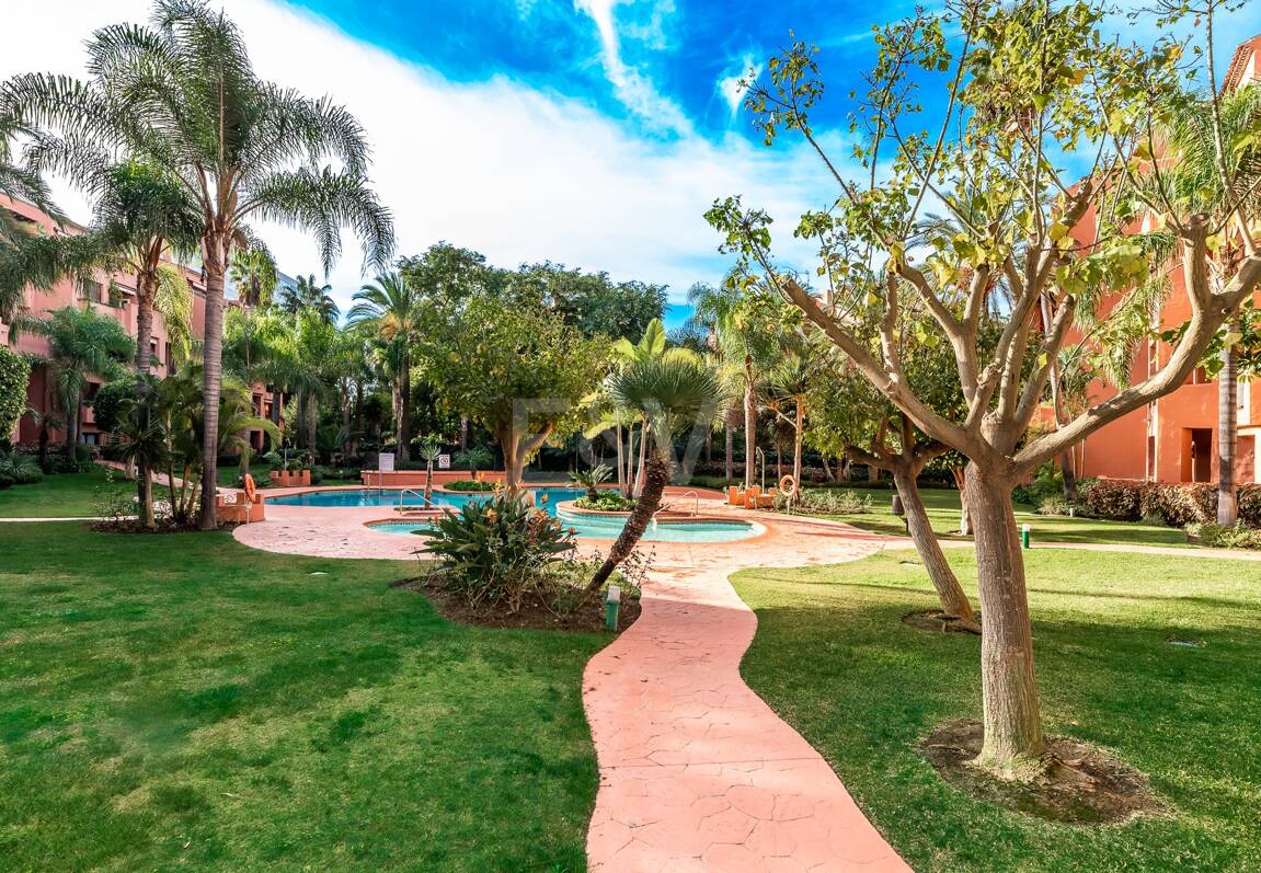 Penthouse duplex de 4 chambres à El Rosario Beachside