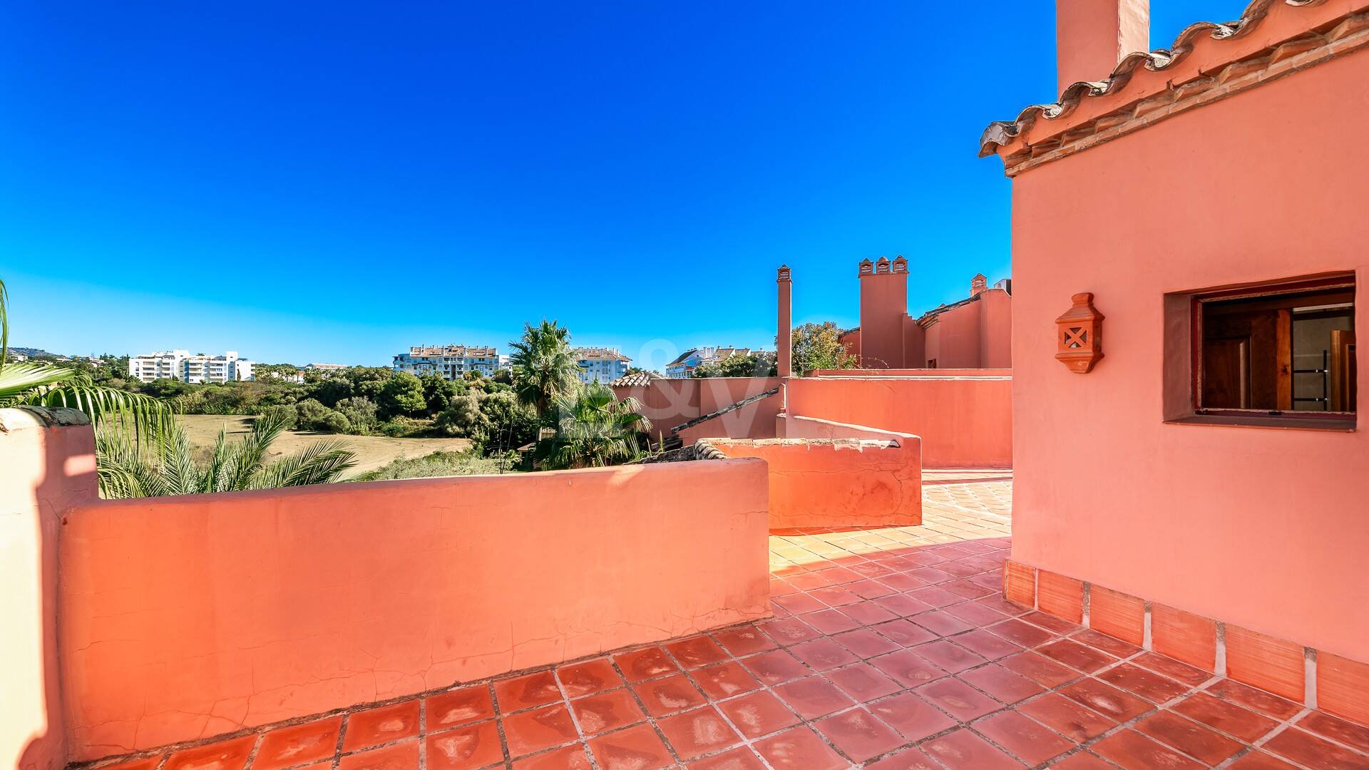 Penthouse duplex de 4 chambres à El Rosario Beachside