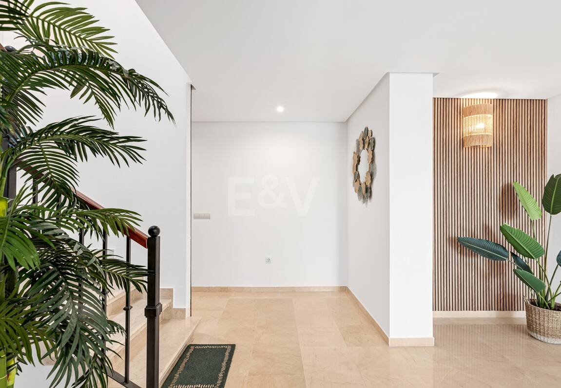 Penthouse duplex de 4 chambres à El Rosario Beachside