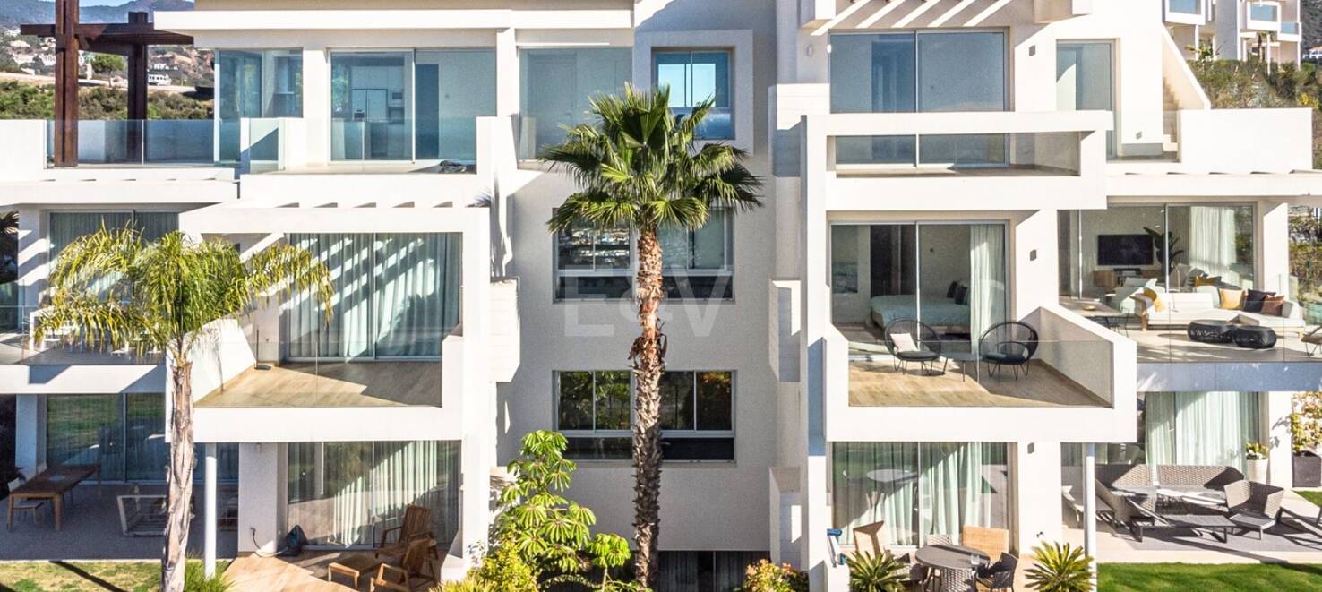 Marbella Club Golf Resort Penthouse with Panoramic Views