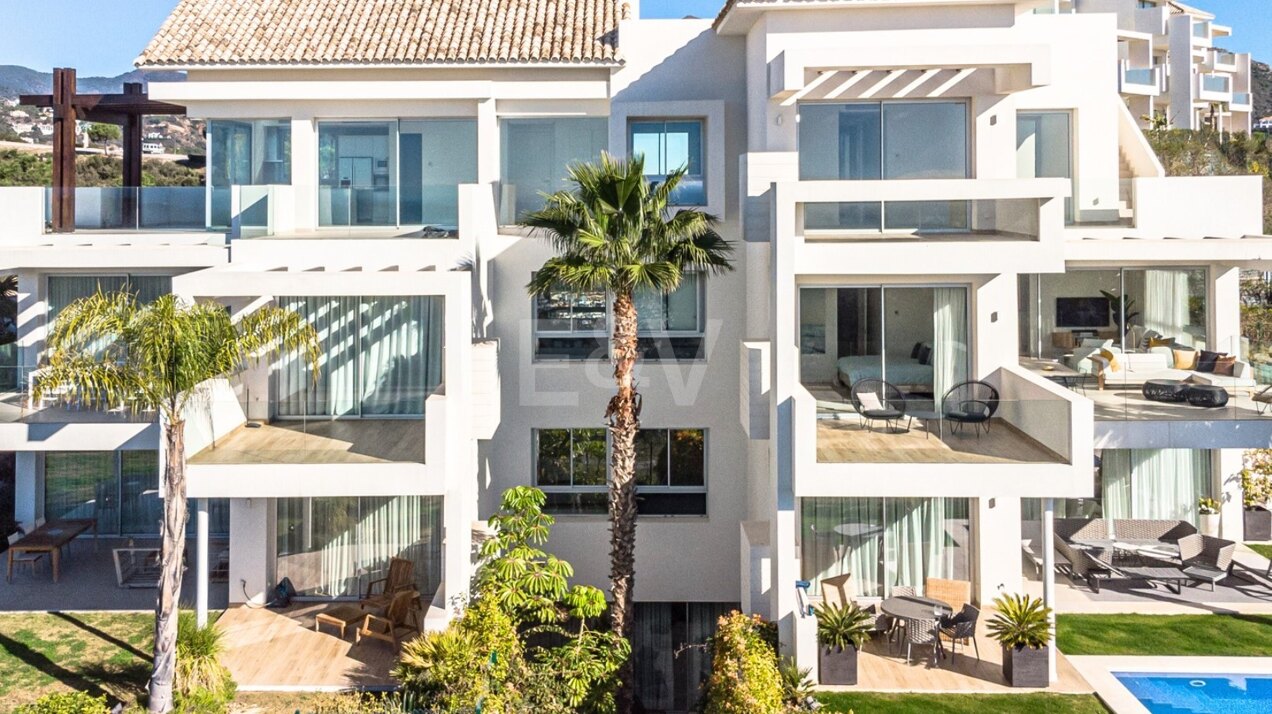 Marbella Club Golf Resort Penthouse with Panoramic Views