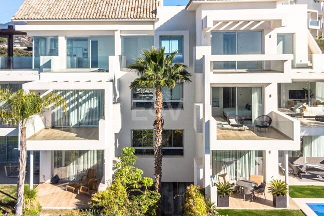 Marbella Club Golf Resort Penthouse with Panoramic Views