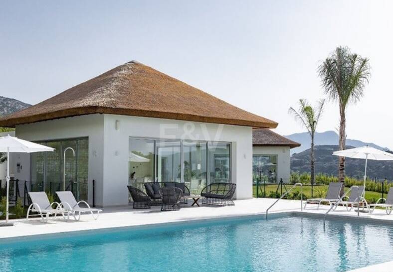 Marbella Club Golf Resort Penthouse with Panoramic Views