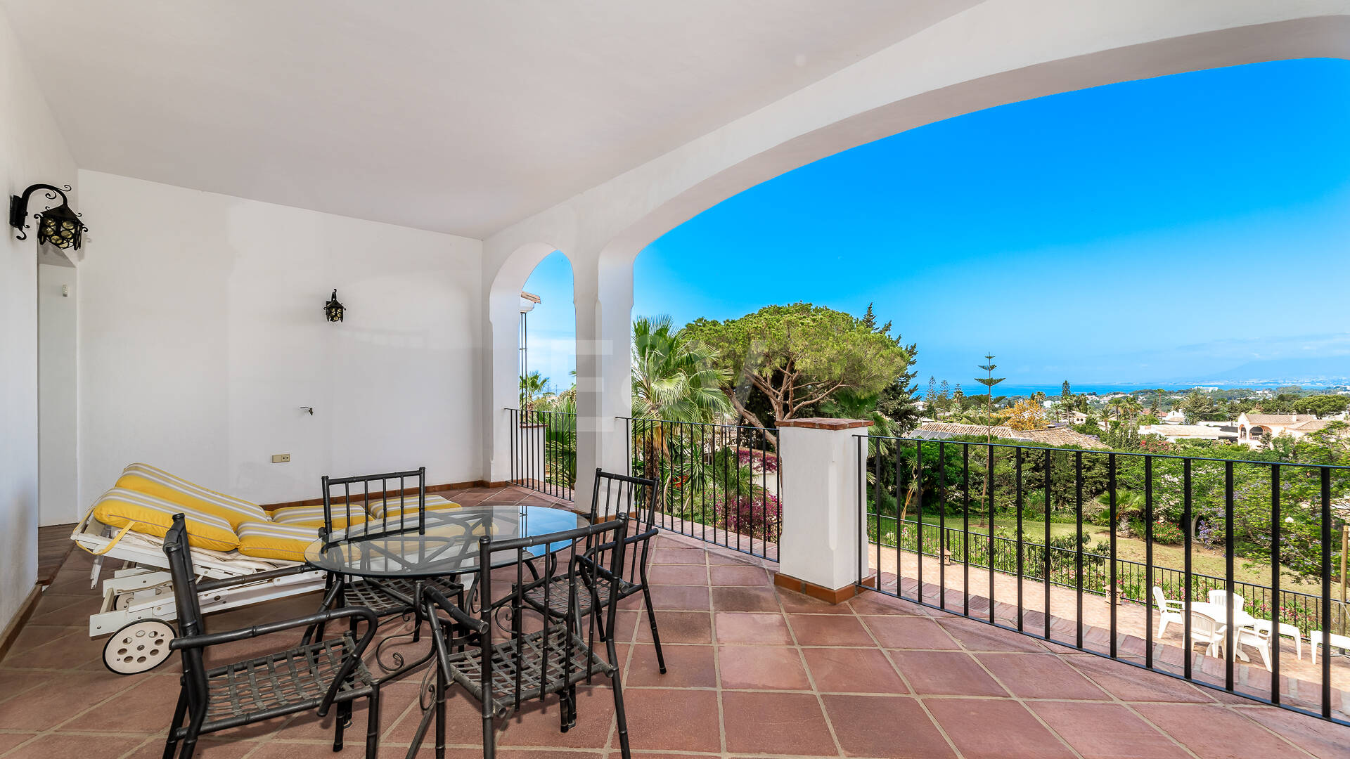 Villa in El Rosario with Panoramic Views in Garden Oasis