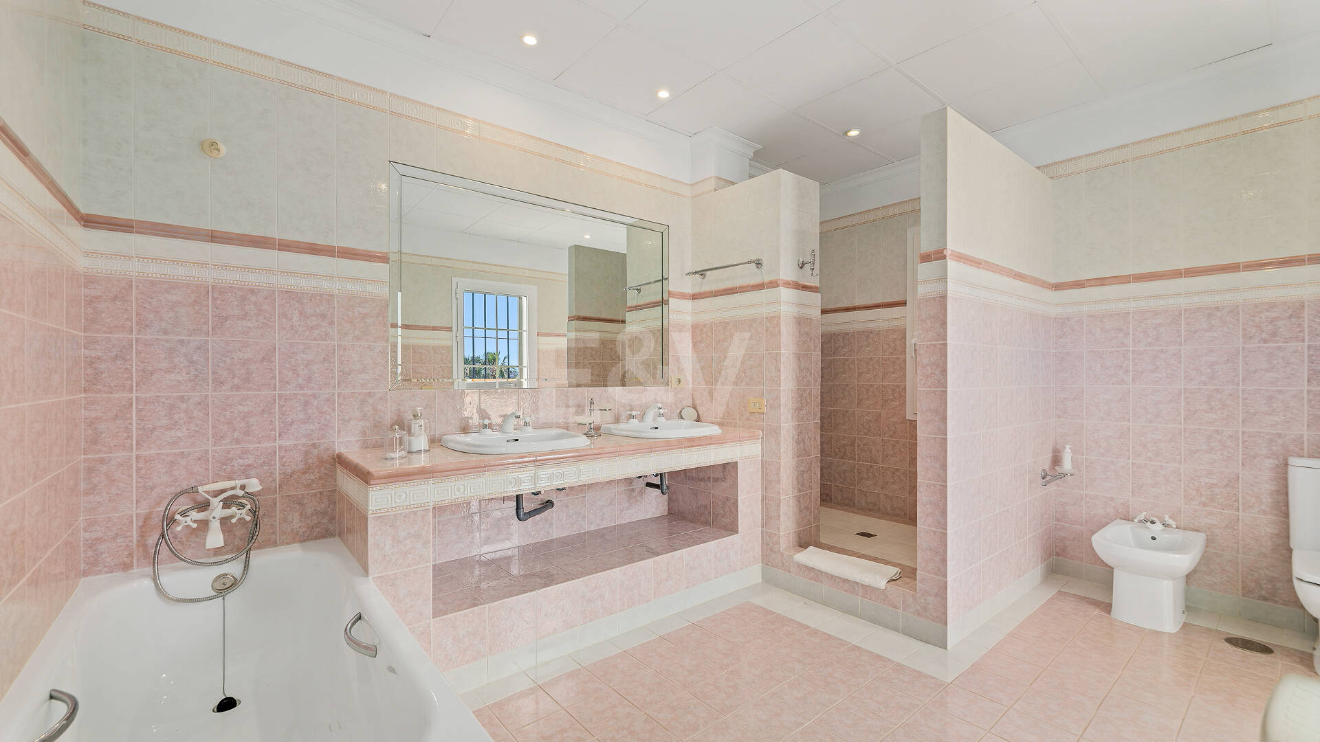 Villa in El Rosario with Panoramic Views in Garden Oasis