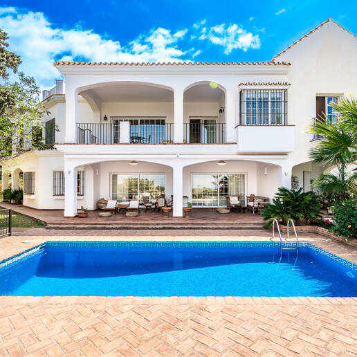 Villa in El Rosario with Panoramic Views in Garden Oasis