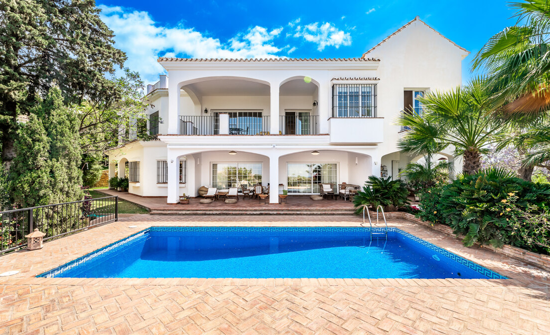 Villa en El Rosario con vistas panorámicas en oasis verde