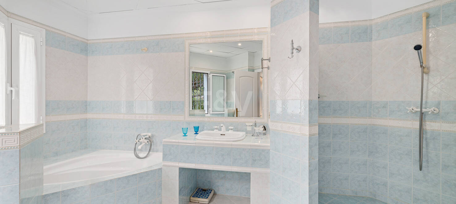 Villa in El Rosario with Panoramic Views in Garden Oasis