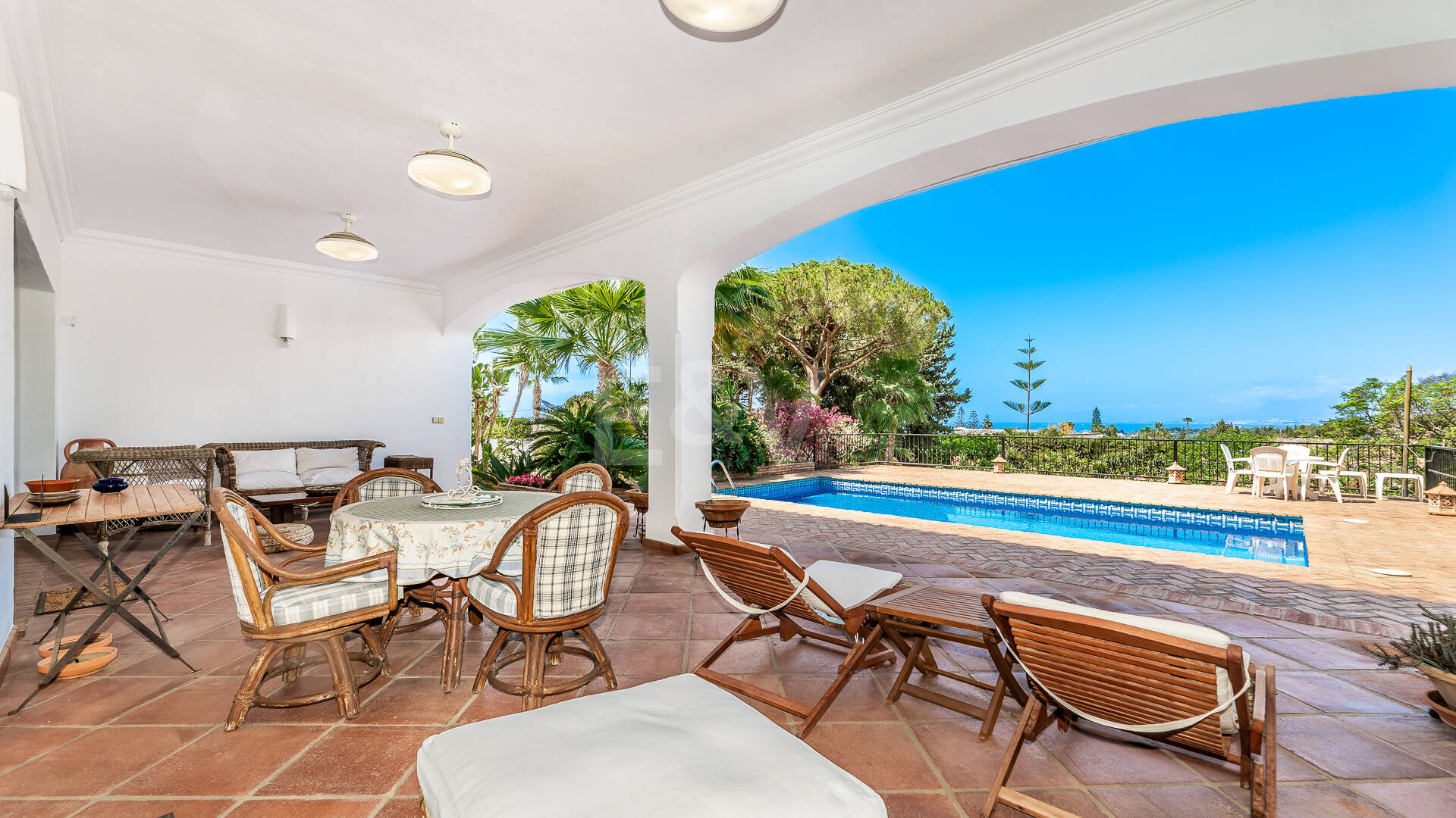 Villa in El Rosario with Panoramic Views in Garden Oasis