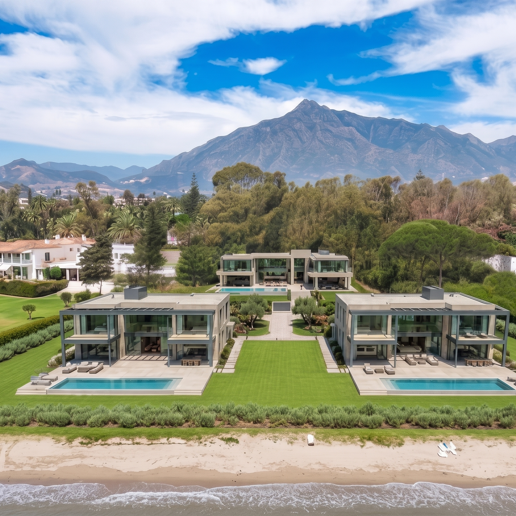 Frontline Guadalmina Terrain de plage avec Villa à Marbella