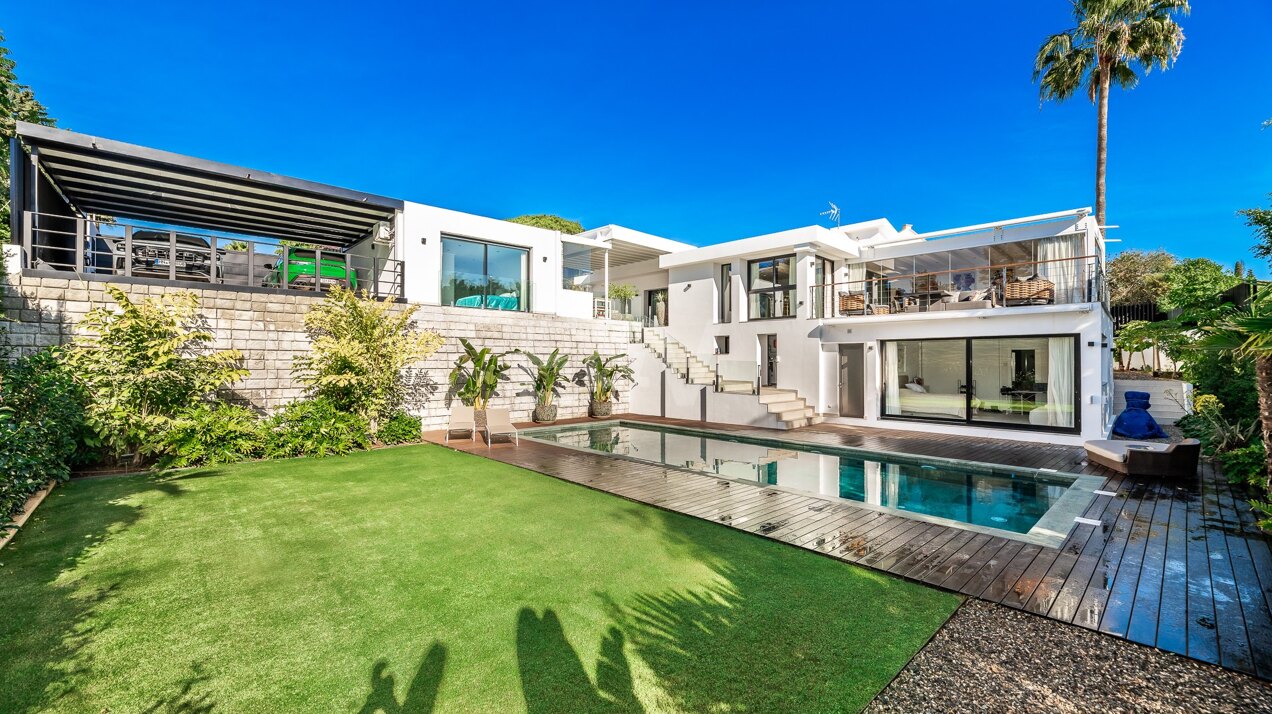 Villa à vendre en El Rosario, Marbella Est