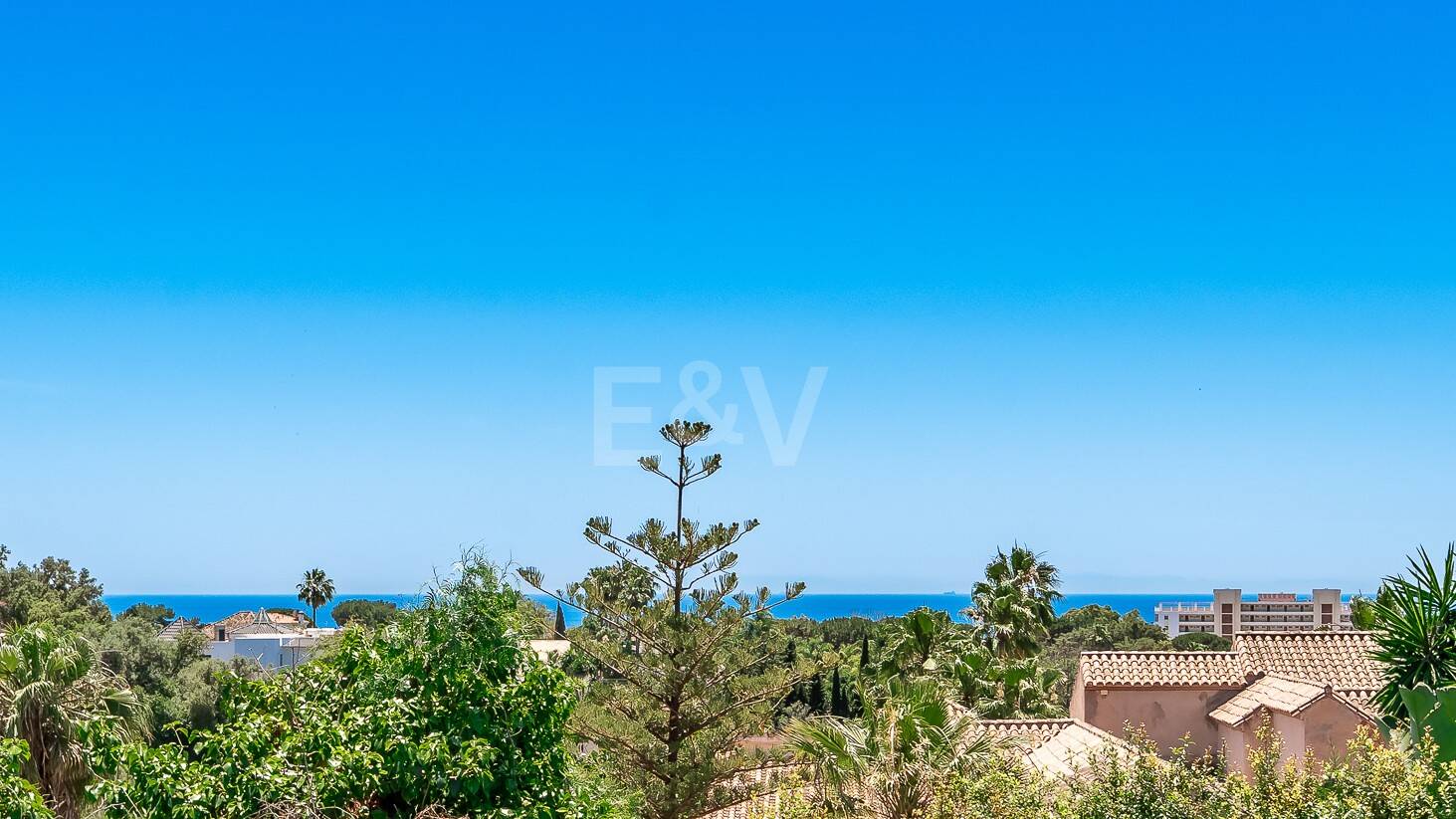 Grand Villa i El Rosario med enastående kvalitet