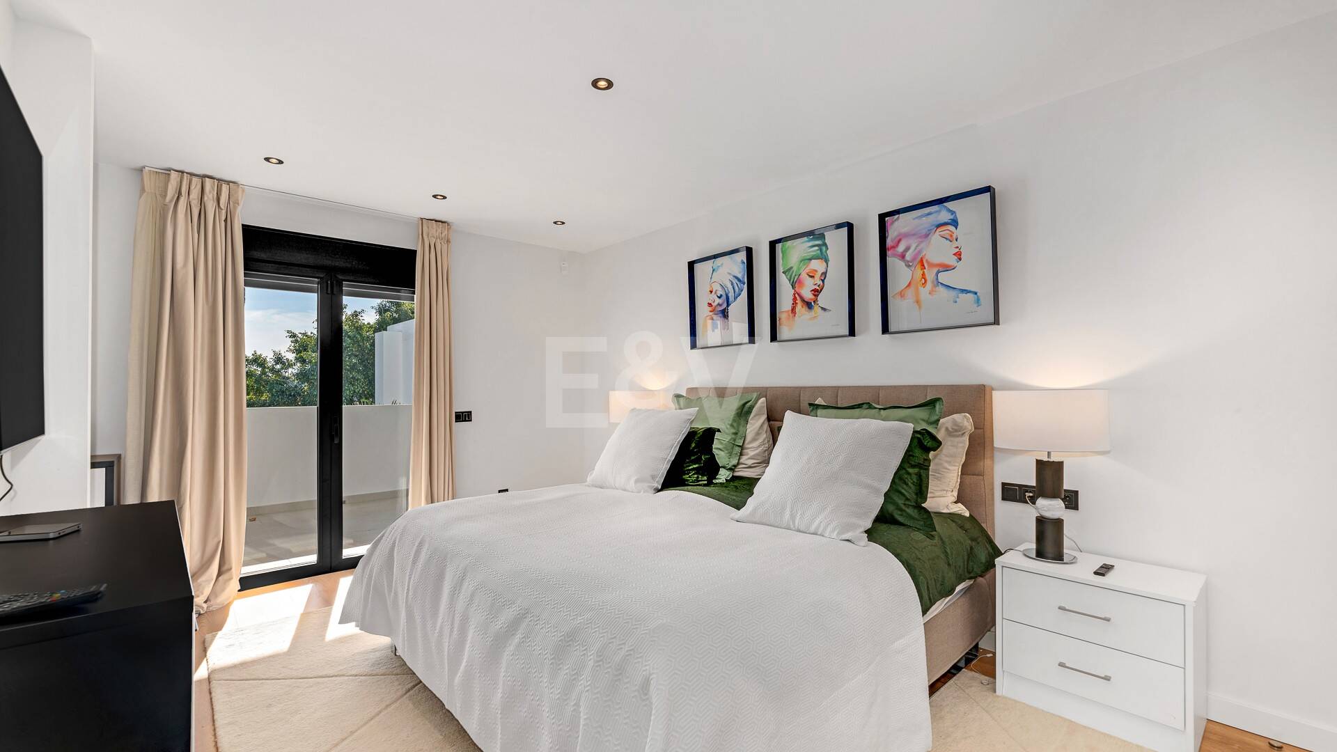 Grand Villa w El Rosario z doskonałą jakością