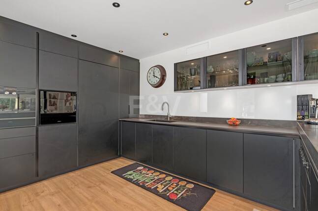 Grand Villa i El Rosario med enastående kvalitet