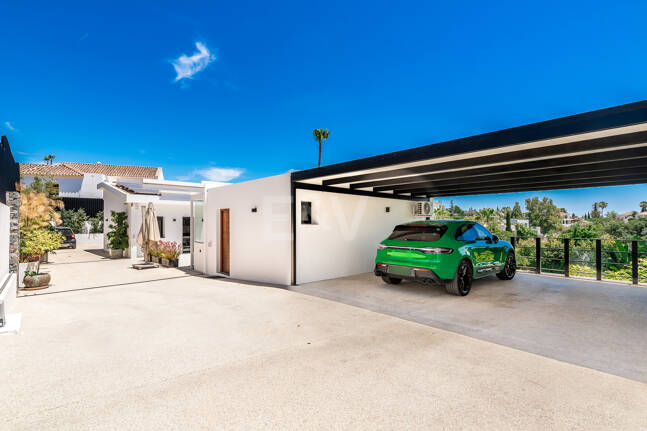 Grand Villa i El Rosario med enastående kvalitet