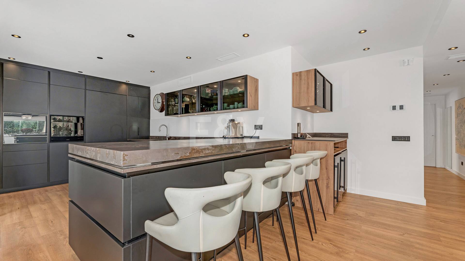 Grand Villa w El Rosario z doskonałą jakością