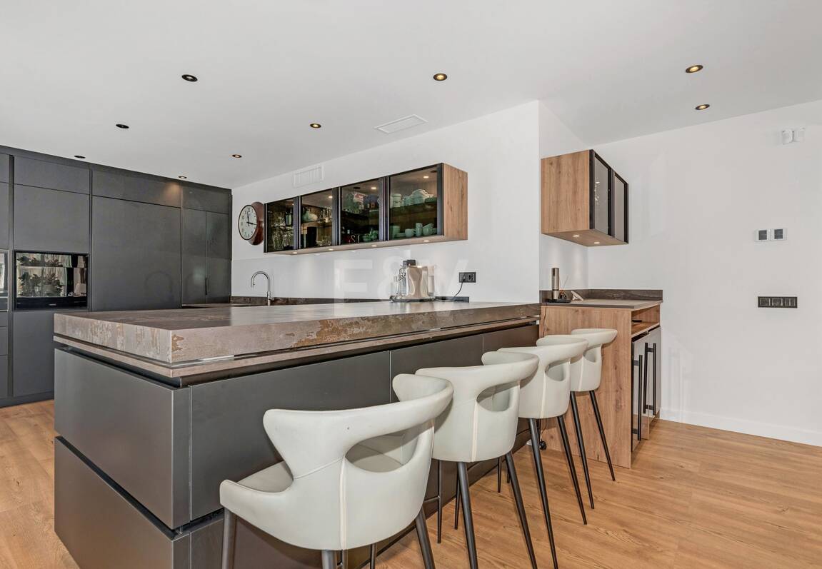 Grand Villa i El Rosario med enastående kvalitet