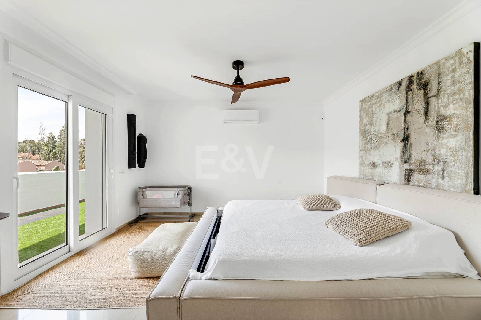 Modern villa i Nueva Andalucia på unikt läge