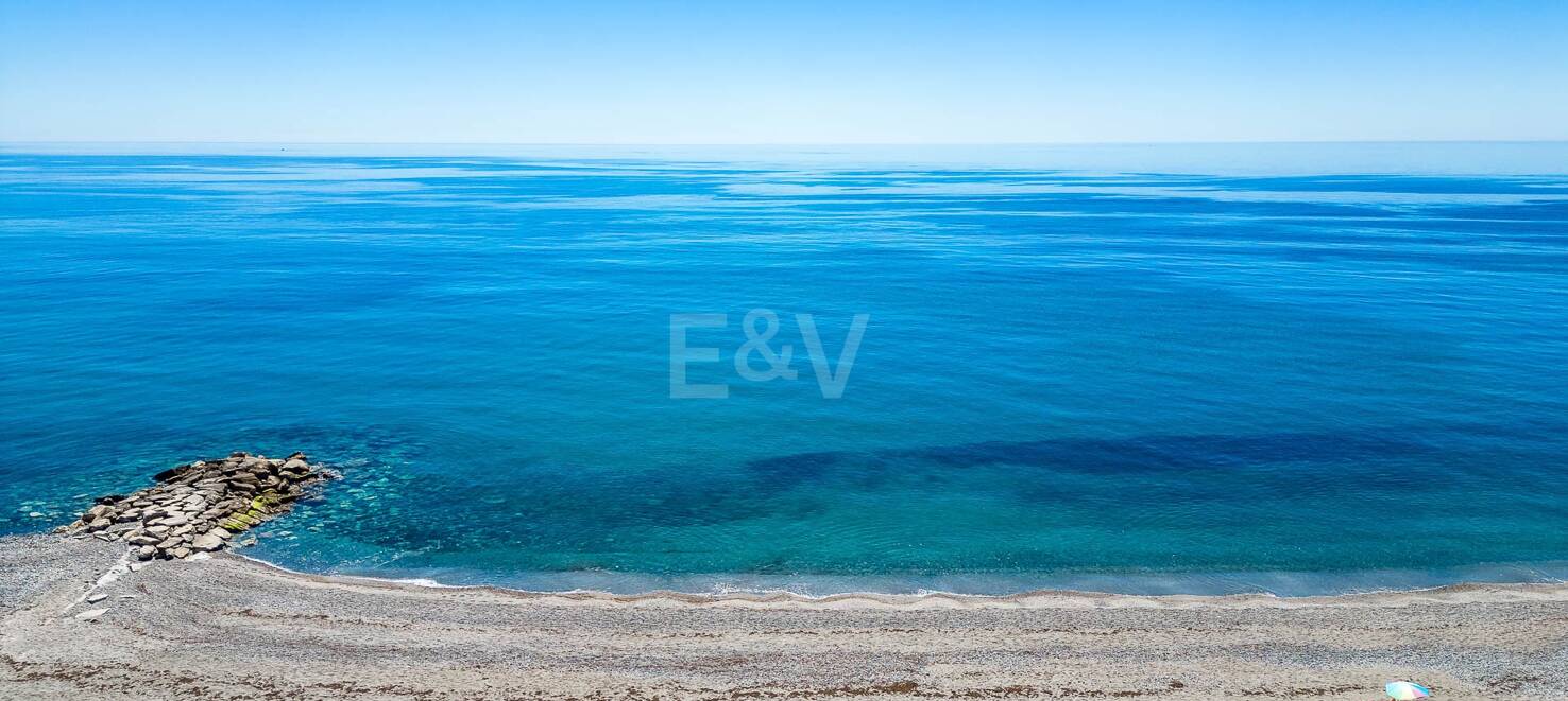 Beachfront villa in Guadalmina Baja, one of the most prestigious areas in Marbella.