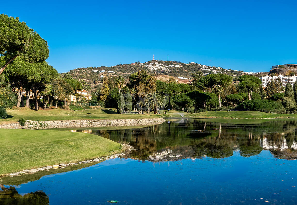 Appartement neuf de luxe à Los Monteros