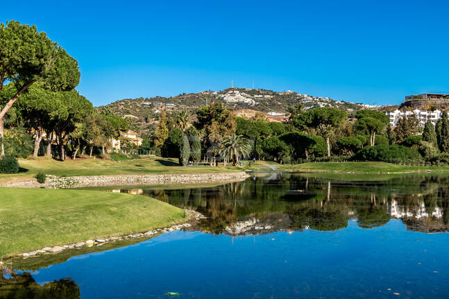 Appartement neuf de luxe à Los Monteros