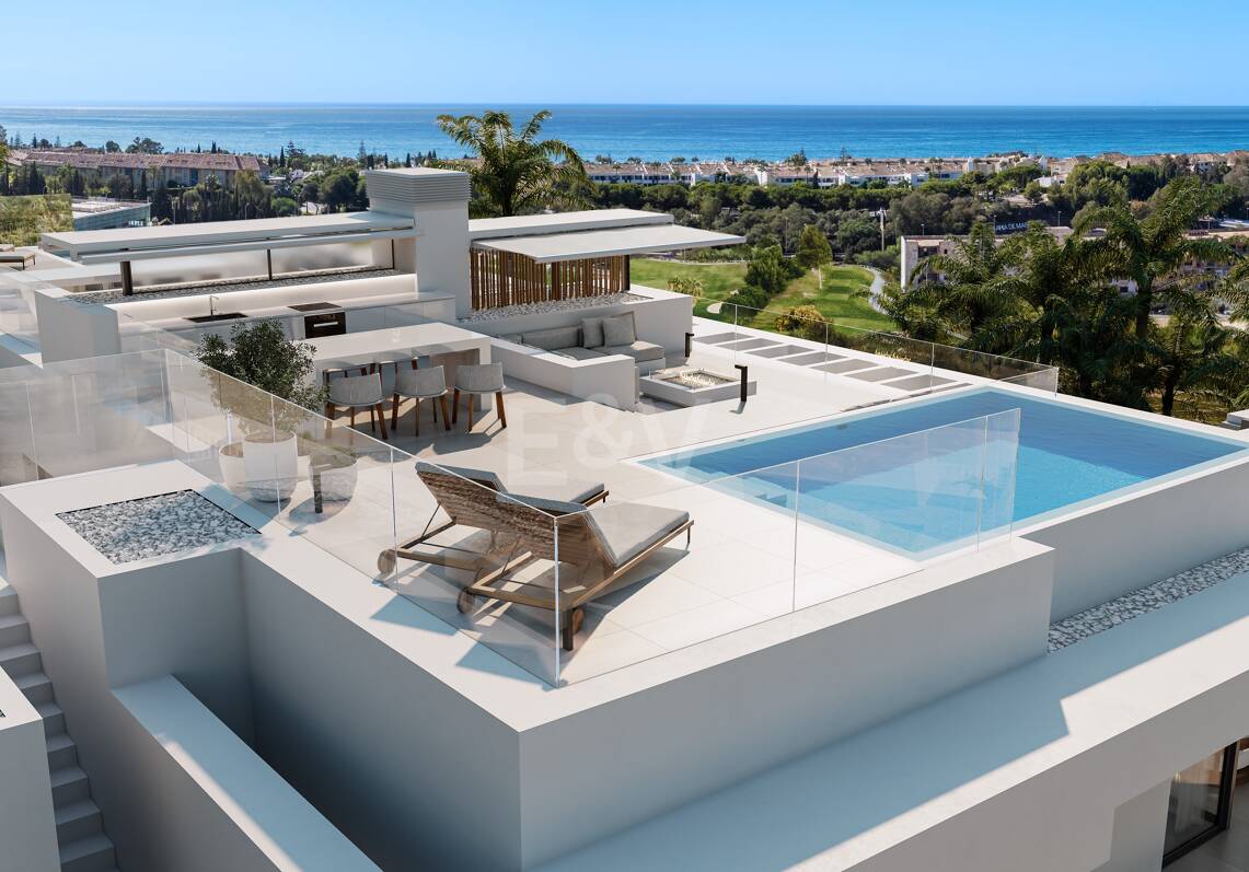 Luxury Villas with Sea Views in Los Monteros