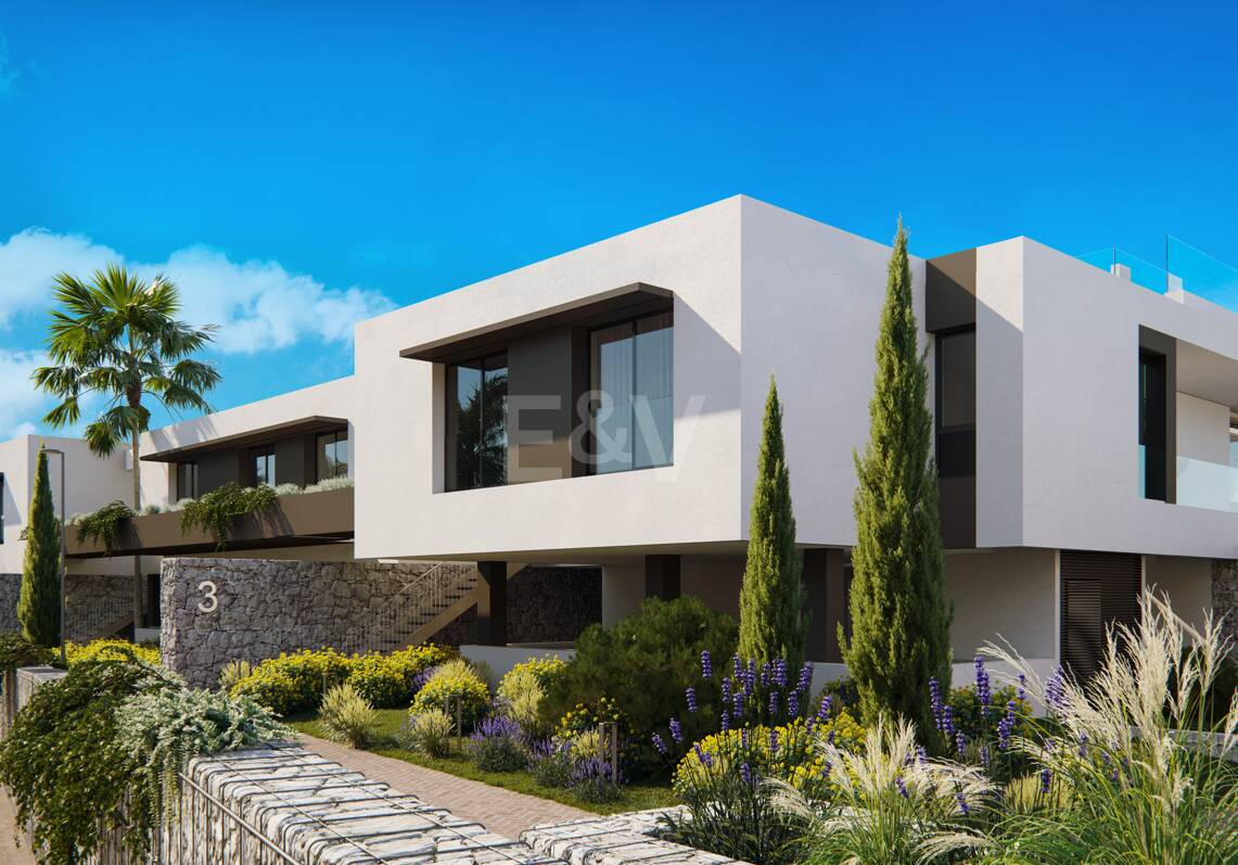 Luxury Villas with Sea Views in Los Monteros