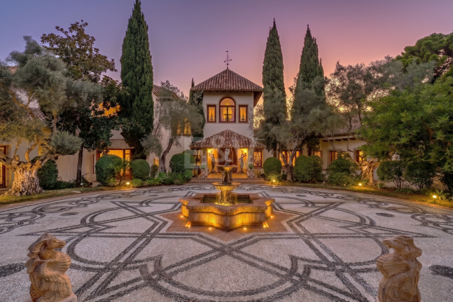 Atemberaubende italienische Renaissance Villa in La Zagaleta erste Linie Golf