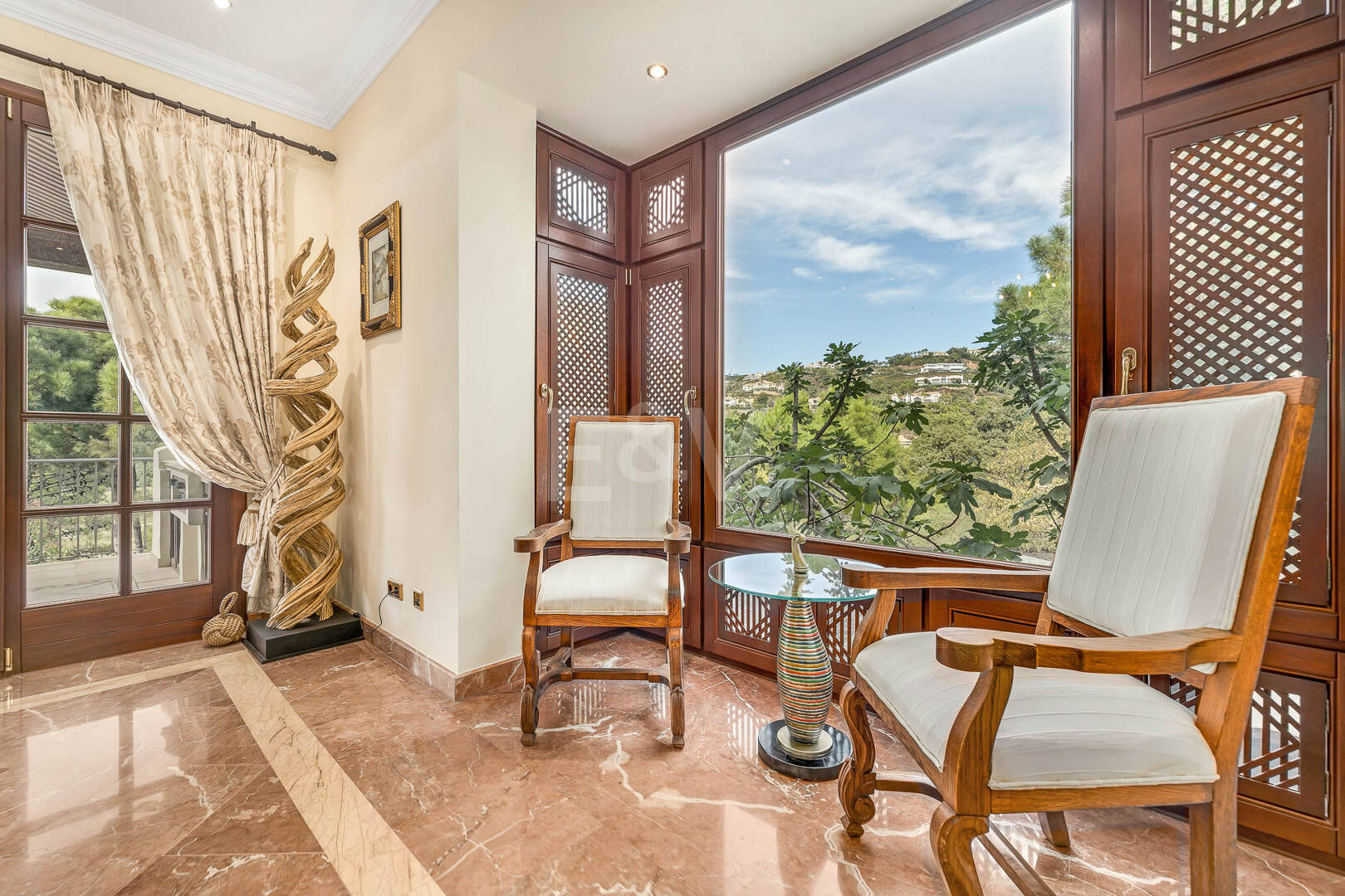 Stunning Italian Renaissance Villa in La Zagaleta Front Line Golf