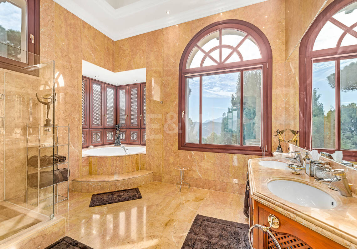 Superbe villa Renaissance italienne à La Zagaleta Golf de première ligne