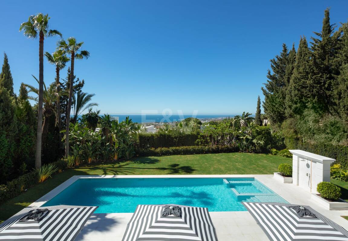 Oöverträffad lyx herrgård med Medelhavet Visningar i Sierra Blanca